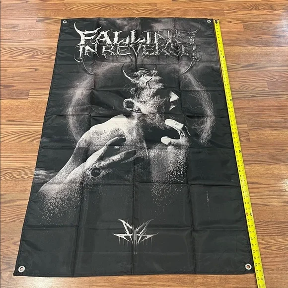 Falling In Reverse VIP God Is A Weapon Tour 2025 Flag/Tour Banner NEW - Picture 2 of 6